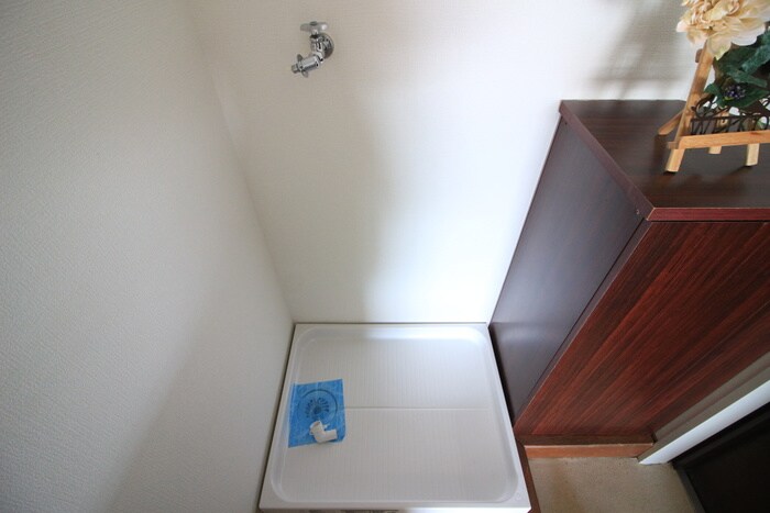 物件内観写真17　(洗濯機置場)