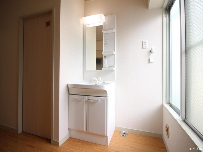 物件内観写真14　(洗面)