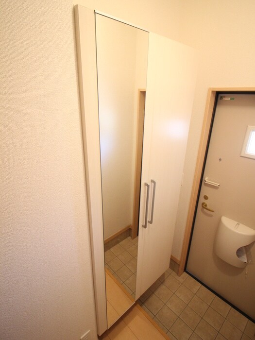 物件内観写真17　(靴箱)