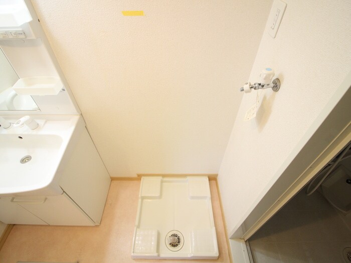 物件内観写真19　(洗濯機置場)