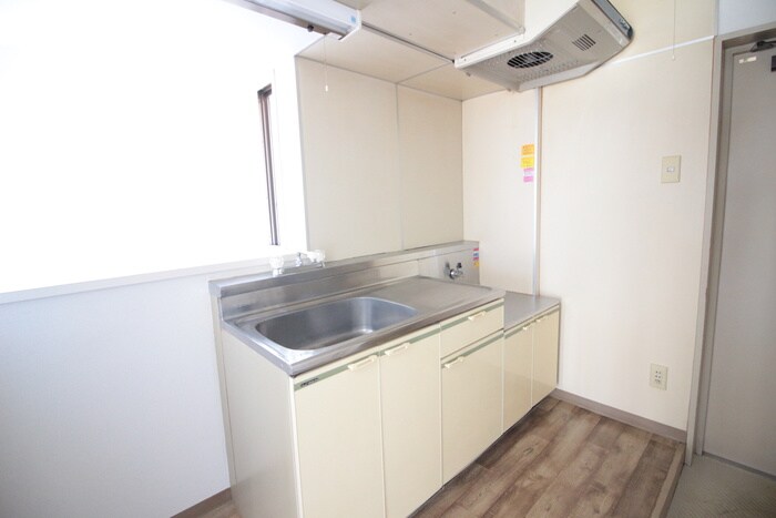 物件内観写真8　(キッチン)