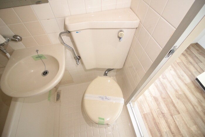 物件内観写真10　(トイレ)