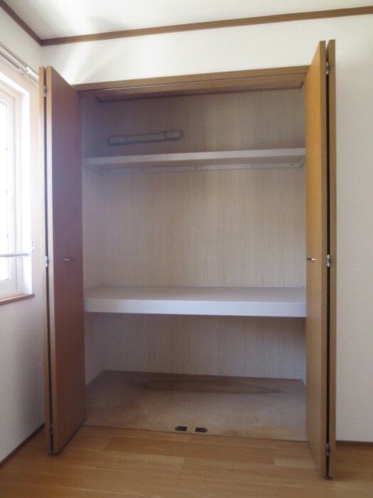 物件内観写真9　(収納)