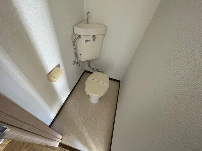 物件内観写真9　(トイレ)