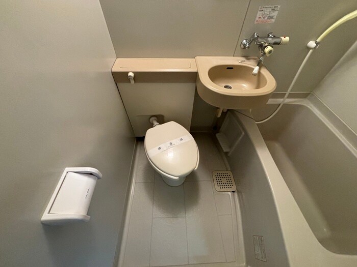 物件内観写真11　(トイレ)