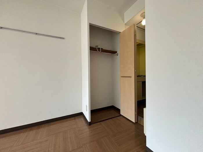 物件内観写真13　(収納)