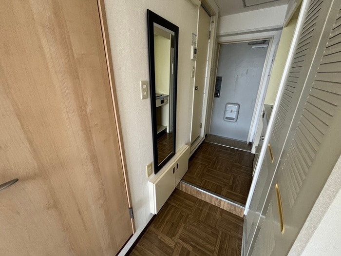 物件内観写真22　(玄関)