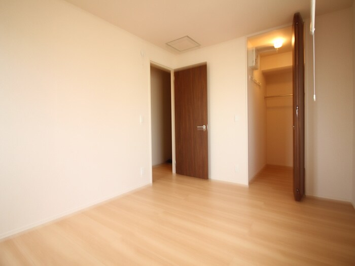 物件内観写真13　(居室)