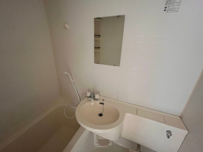 物件内観写真10　(洗面)