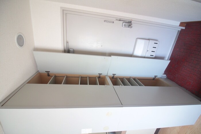 物件内観写真11　(靴箱)