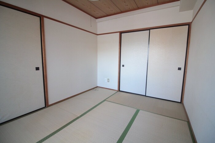 物件内観写真18　(居室)