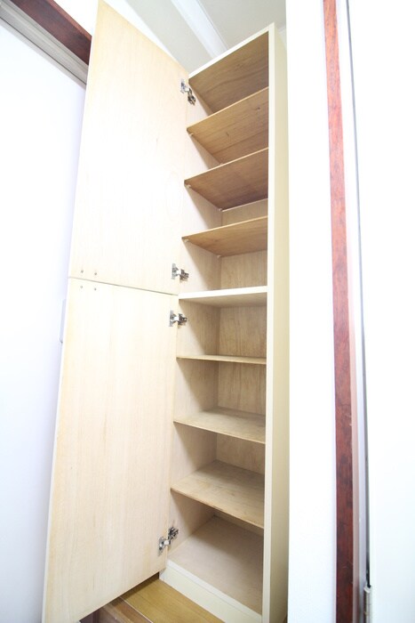 物件内観写真15　(靴箱)