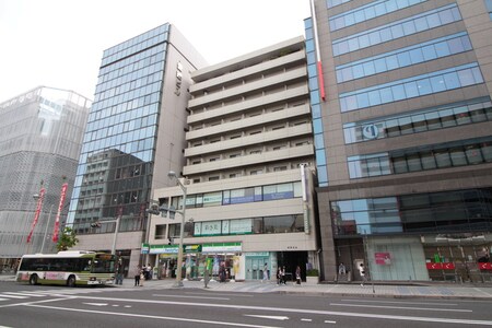 井手ビル外観写真