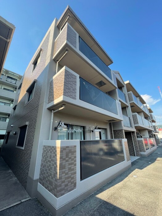 物件外観写真1　(外観写真)