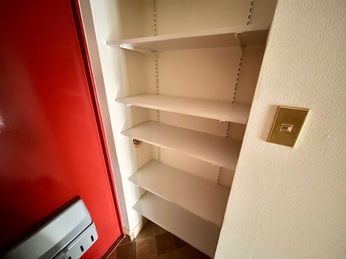 物件内観写真11　(靴箱)