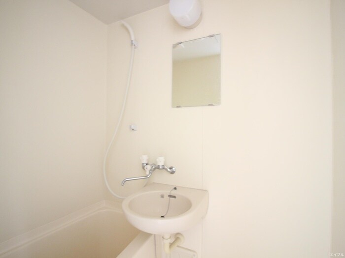 物件内観写真13　(洗面)