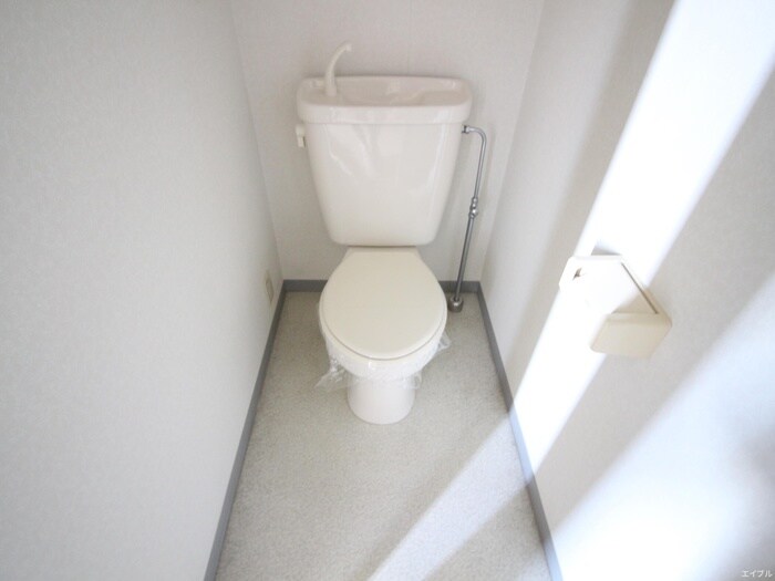 物件内観写真14　(トイレ)