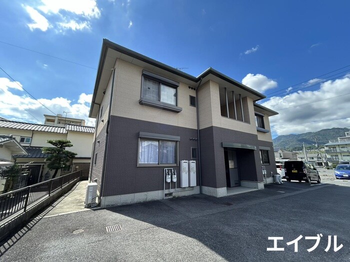 物件外観写真2　(外観写真)