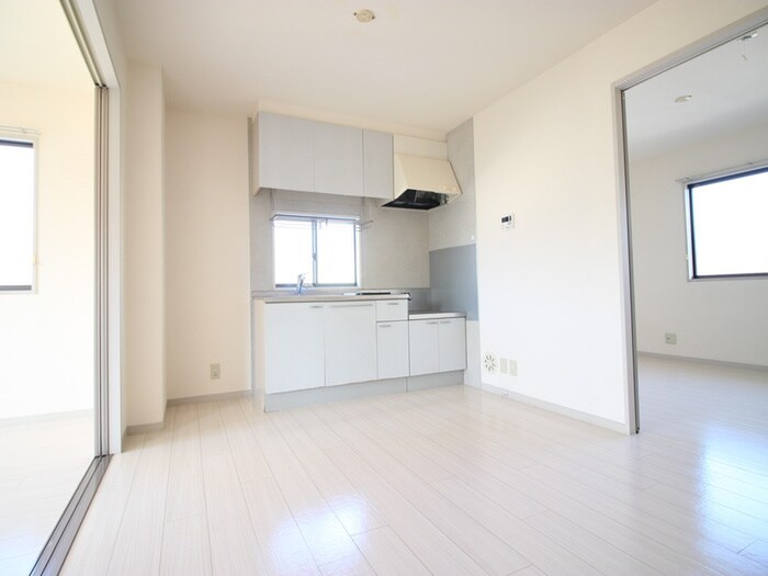 物件内観写真7　(居室)