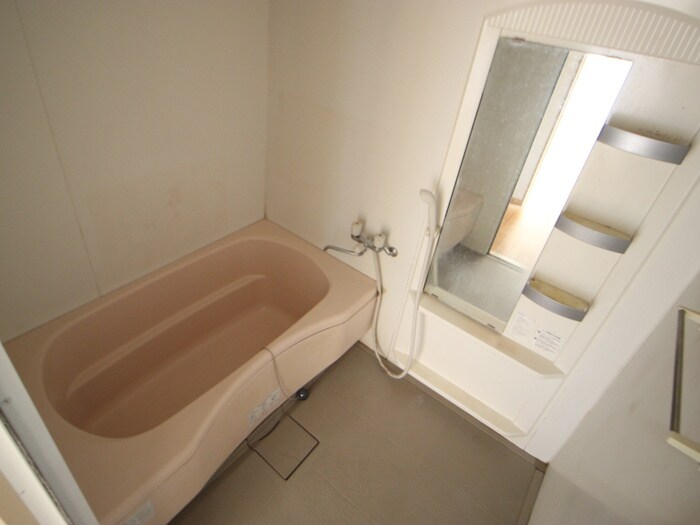 物件内観写真10　(バス／シャワールーム等)