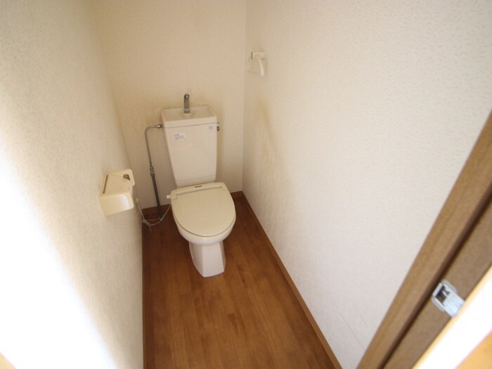 物件内観写真12　(トイレ)