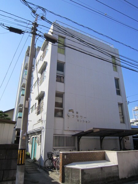 武藤フラワ－マンション外観写真