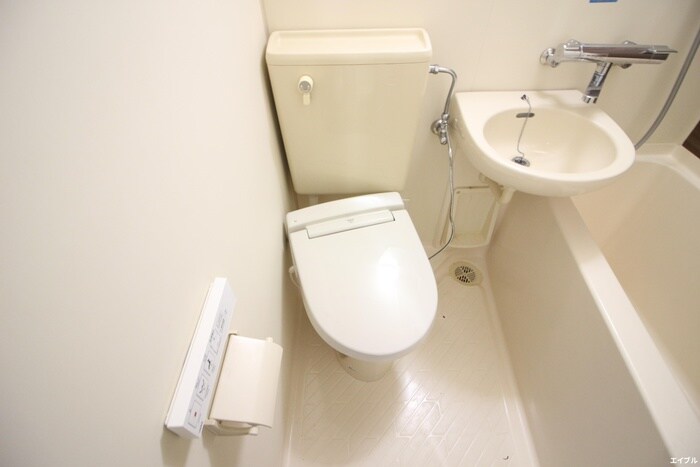 物件内観写真10　(トイレ)