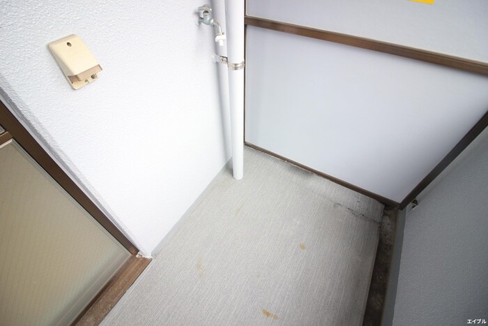 物件内観写真17　(洗濯機置場)