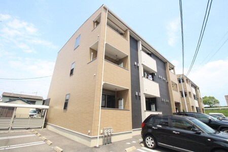 メゾンドペルレ住村　Ⅰ外観写真