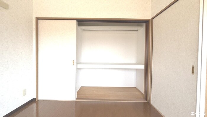 物件内観写真13　(収納)