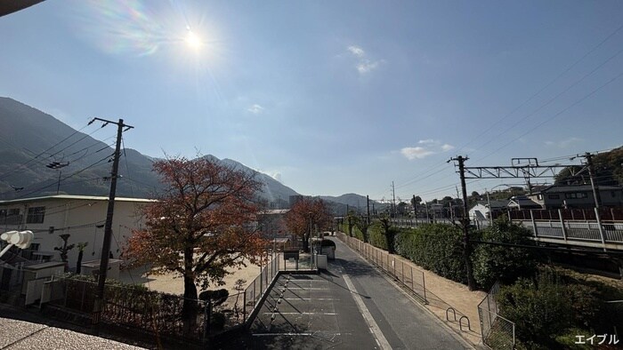 物件内観写真16　(室内からの展望)