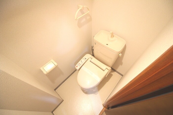 物件内観写真9　(トイレ)