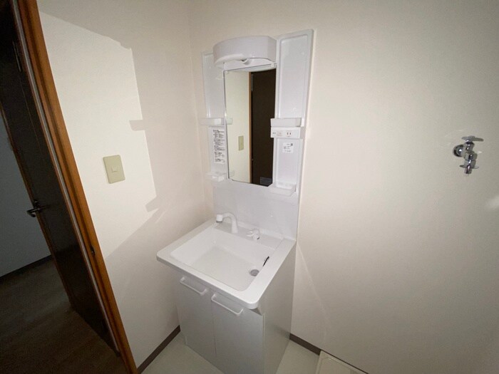 物件内観写真10　(洗面)