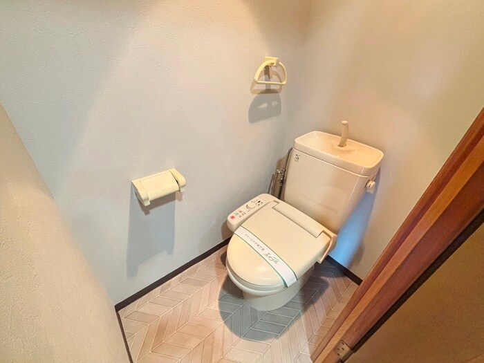 物件内観写真11　(トイレ)