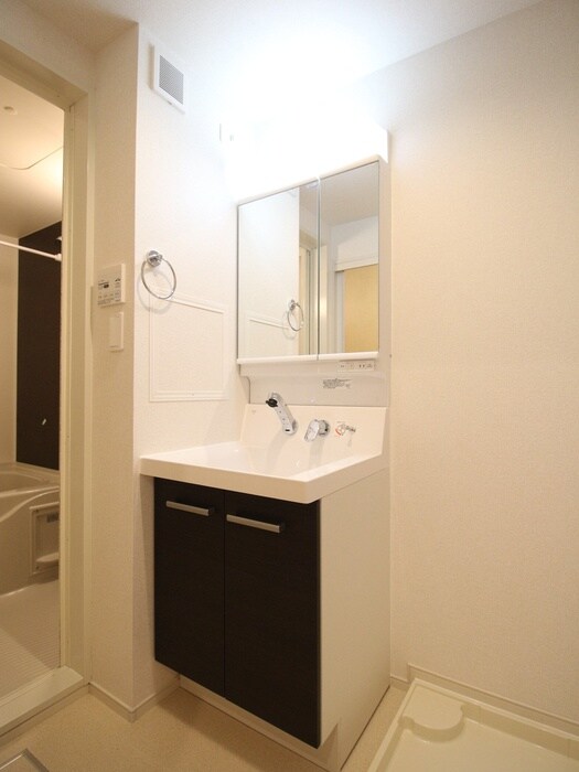 物件内観写真11　(洗面)