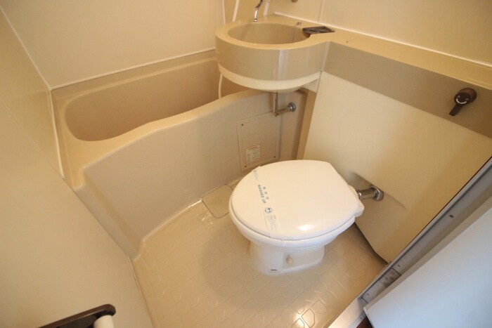 物件内観写真10　(トイレ)