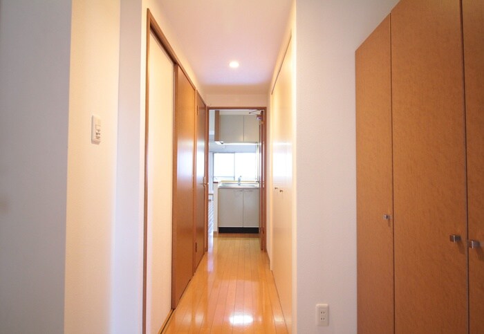物件内観写真19　(廊下)