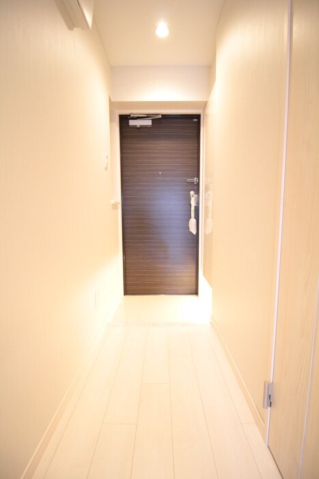 物件内観写真14　(玄関)