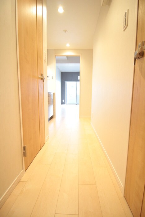 物件内観写真20　(廊下)