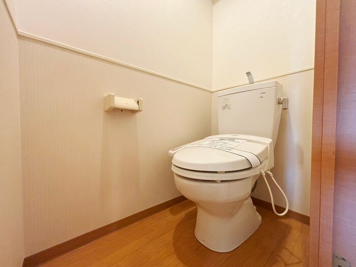 物件内観写真10　(トイレ)