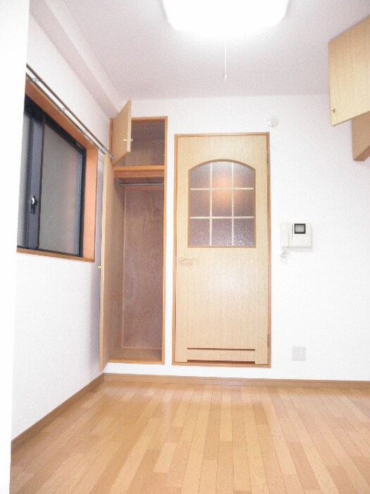 物件内観写真13　(室内からの展望)