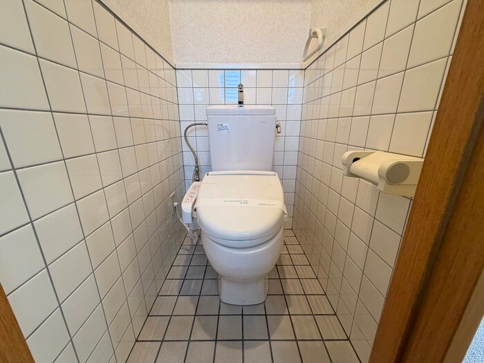 物件内観写真14　(トイレ)