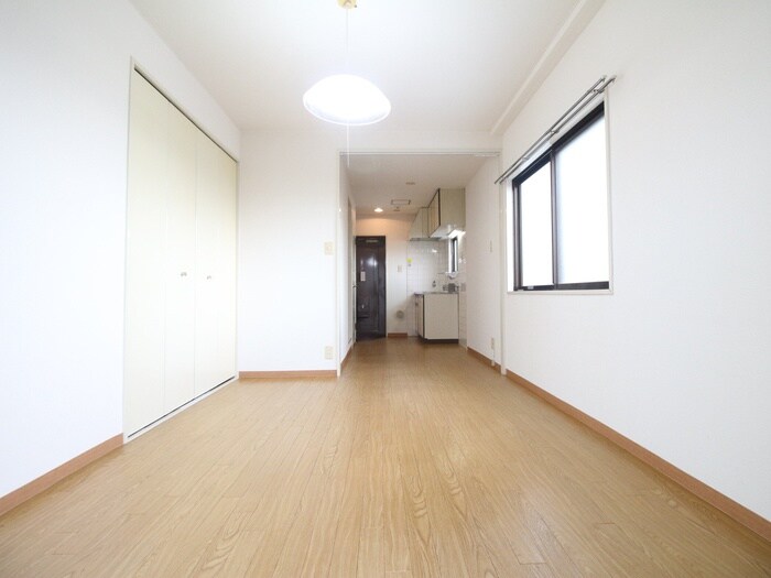 物件内観写真7　(居室)