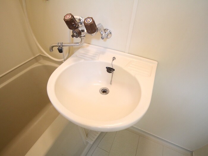 物件内観写真10　(洗面)