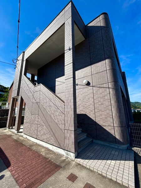 ルミナス西山本外観写真