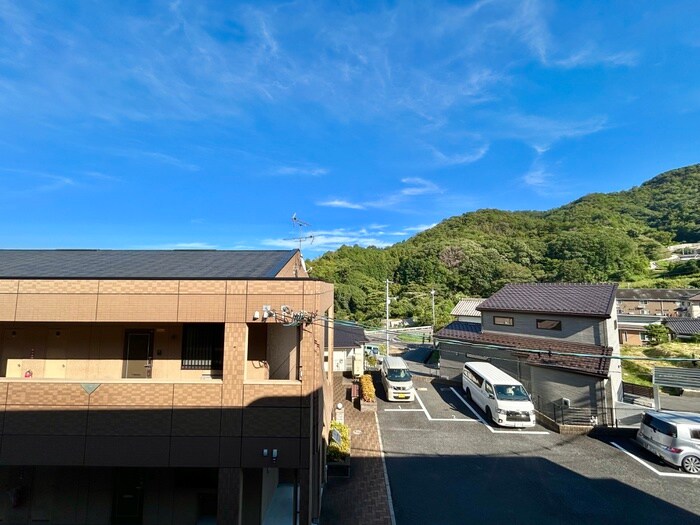 物件内観写真22　(室内からの展望)