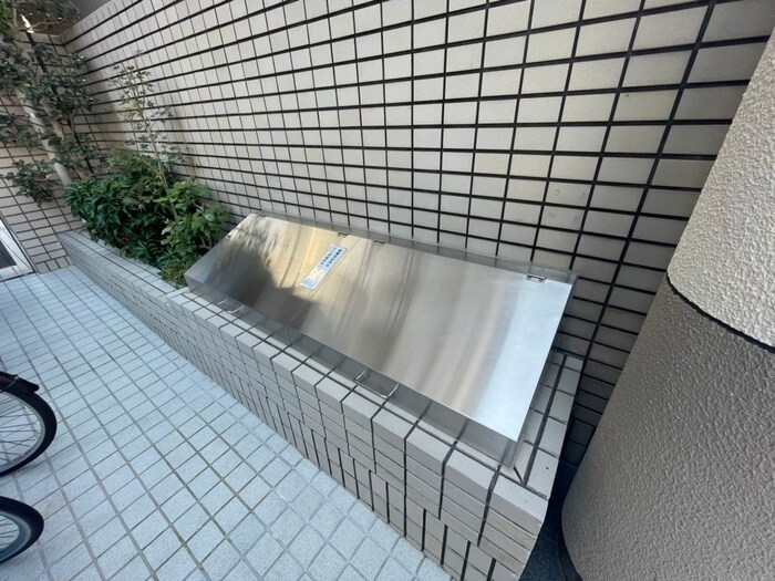 物件外観写真4　(建物設備)