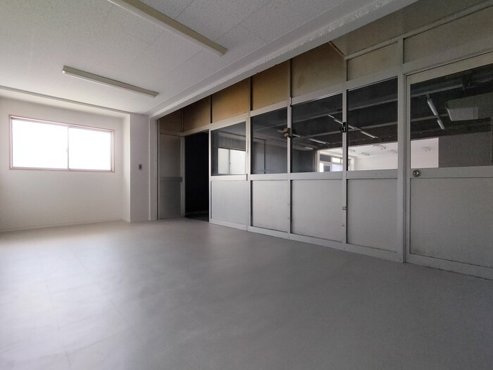 物件内観写真14　(居室)