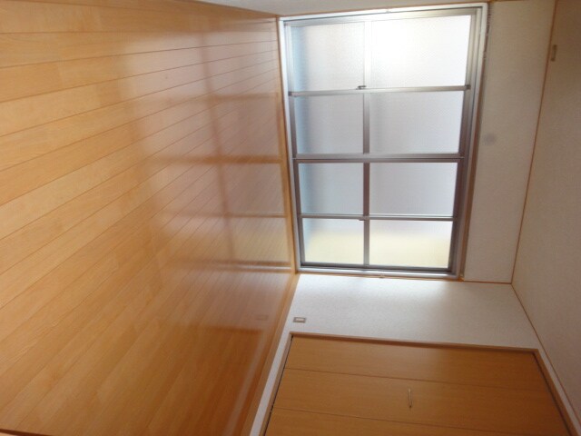 物件内観写真4　(居室)