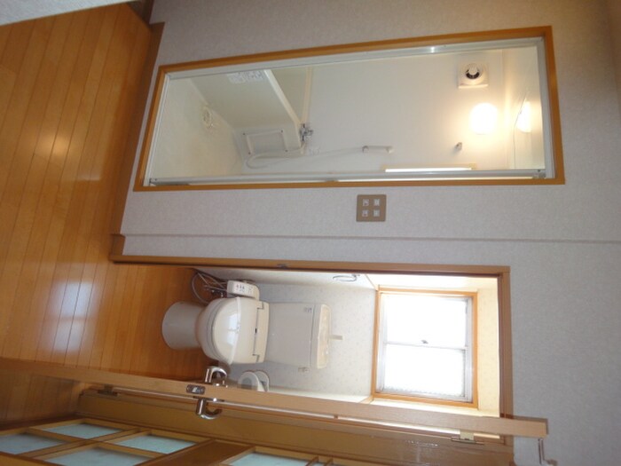 物件内観写真9　(トイレ)